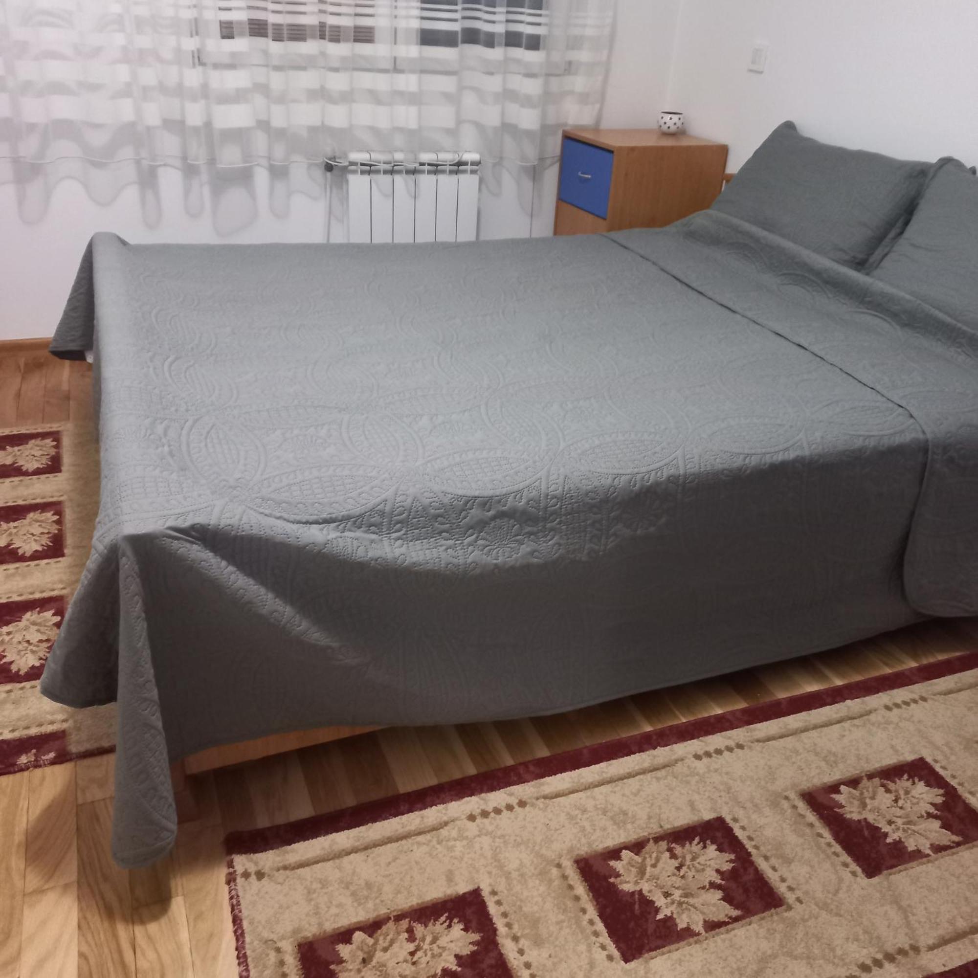 Cozy Skopje Retreat 2 Appartement Buitenkant foto
